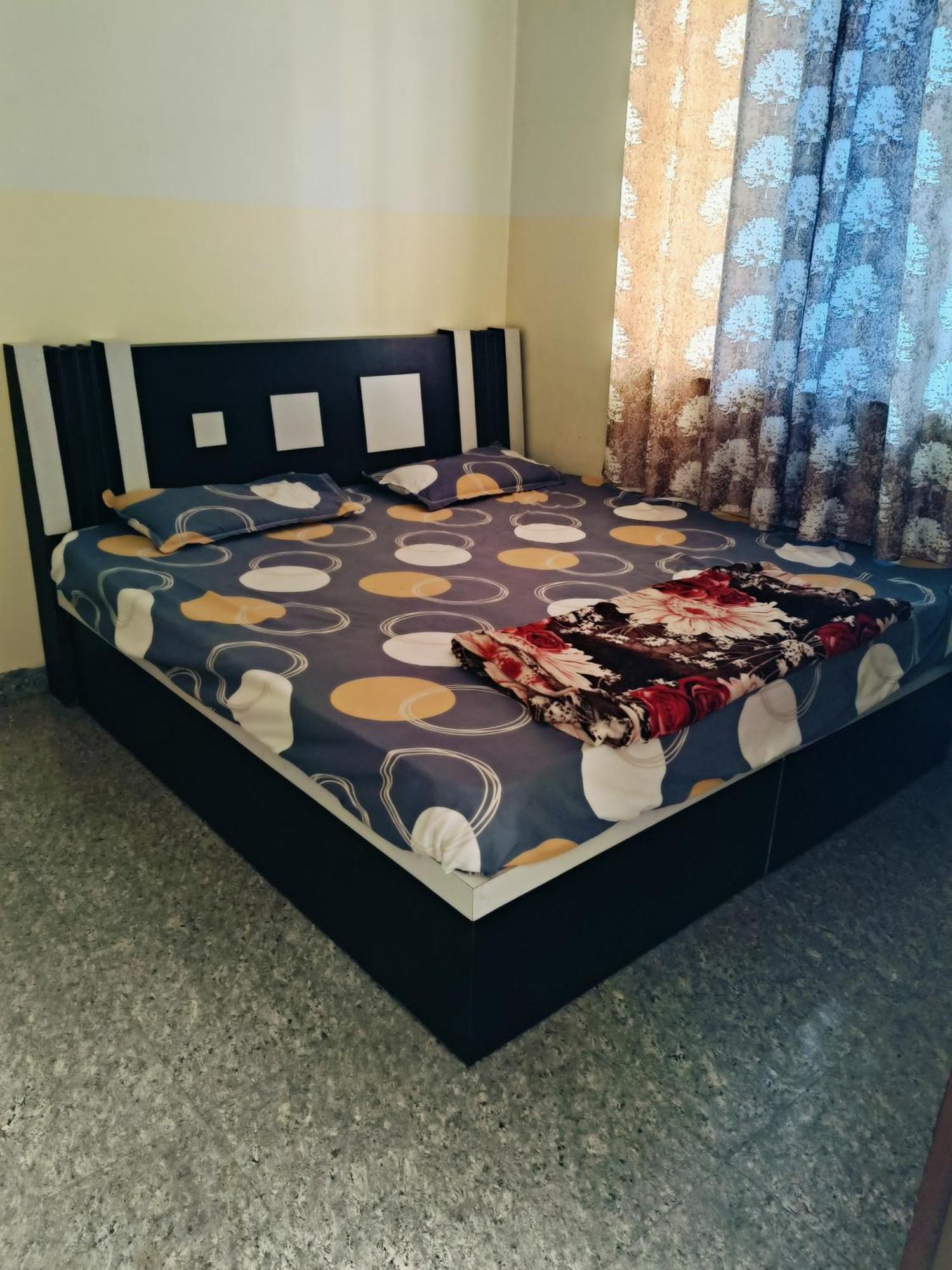 Jai Hanuman Guest House Palsana  Zewnętrze zdjęcie